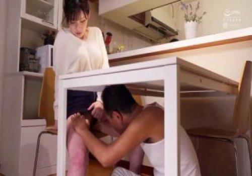 Bố thay con trai làm tình cho con dâu lên đỉnh